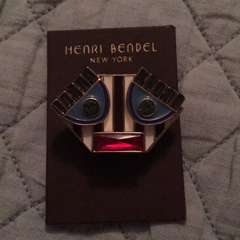 Henri Bendel Face Pin